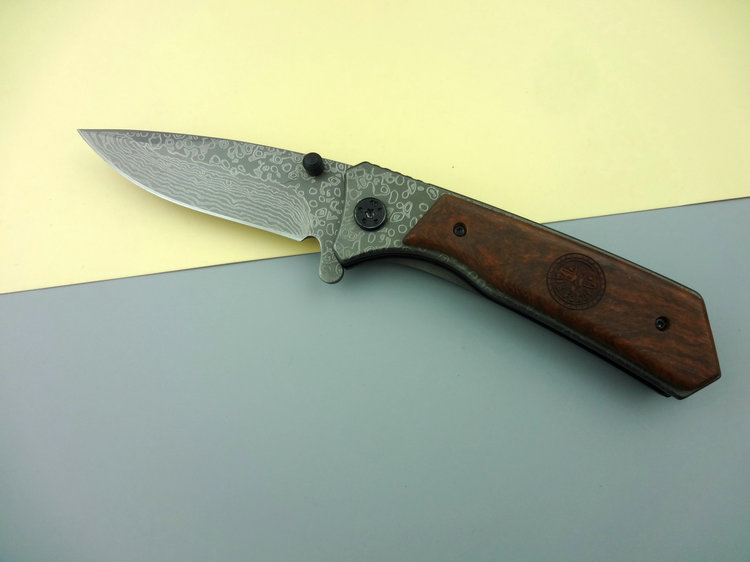 Browning 331 folding knife Damascus imitation grain UD50045